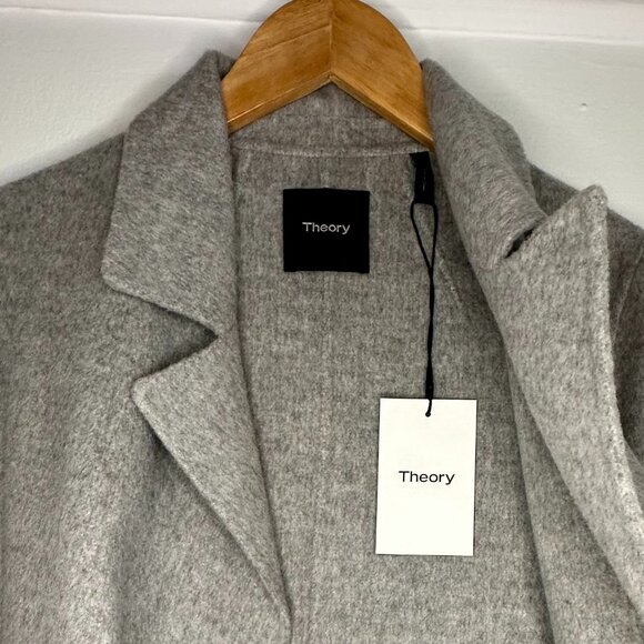 Theory Clairene Double-Face Wool/Cashmere Jacket - Picture 4 of 8